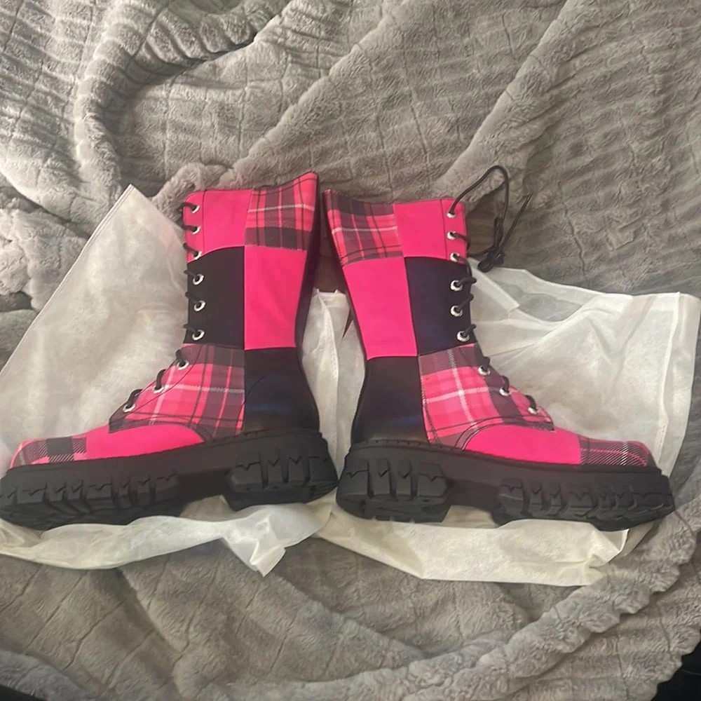 Dolls kill scream and shout boots - Picture 4 of 14